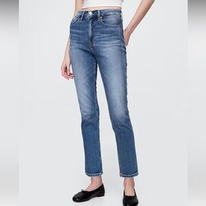 GAP High Rise Vintage Slim Jeans - Never Worn